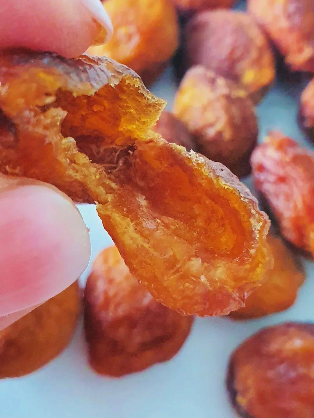 你们盼了3年的新疆库车小白杏干,终于来了!_果肉_带着_美食