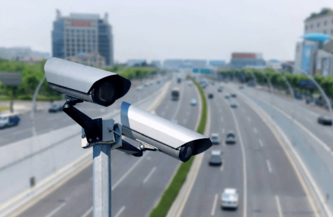 市交警部门公布750处“电子眼”分布点，具体情况如下！