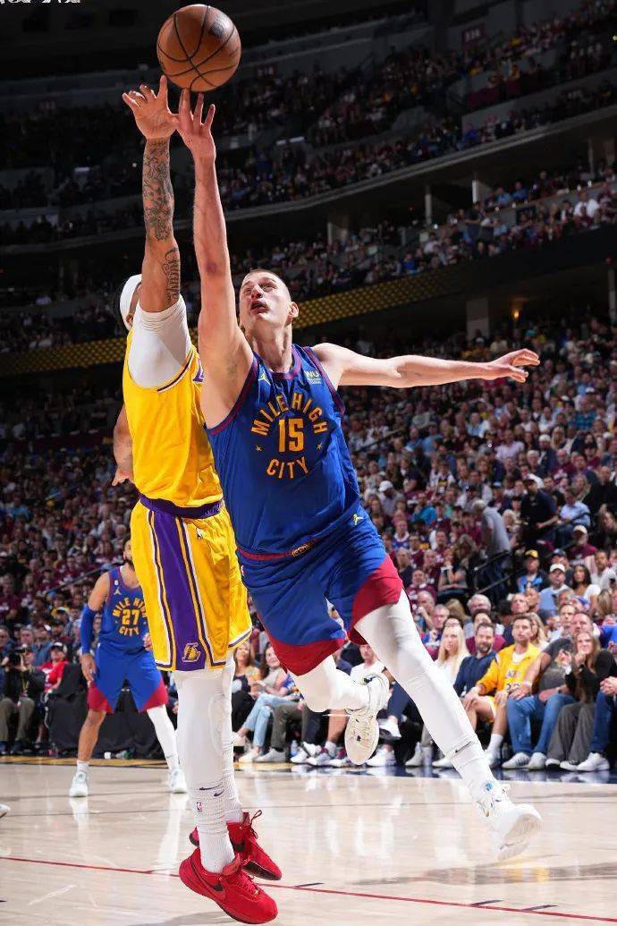 一招棋错,满盘皆输_比赛_湖人_施罗德