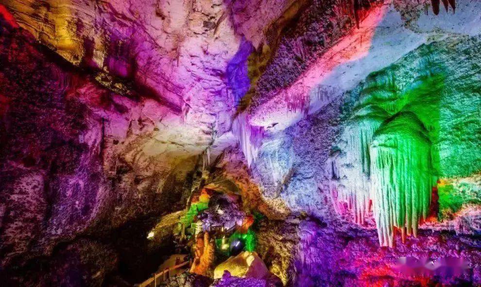 地址:浮戏山雪花洞风景名胜区巩县石窟巩县石窟作为全国九大石窟之一