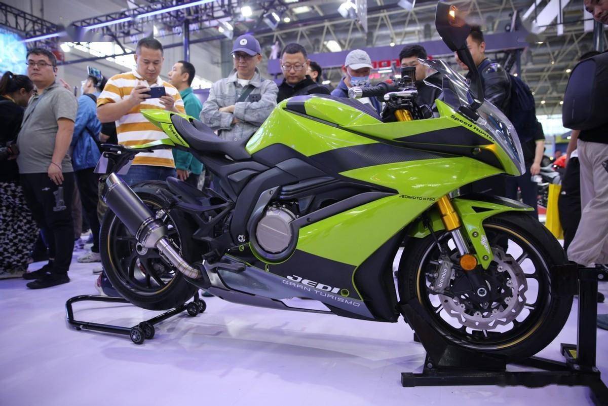 杰迪k750赛道版亮相,全新大尺寸旅行车麒麟750震撼首发_搜狐汽车_搜狐