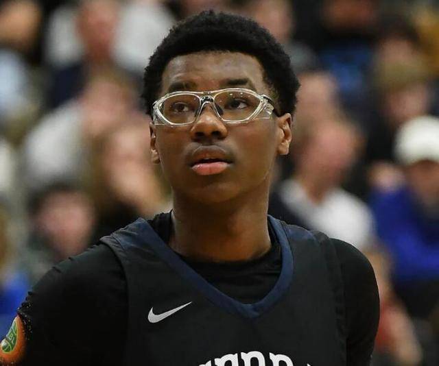 詹姆斯二儿子布莱斯将转学,离开塞拉峡谷高中_canyon_sierra_hall