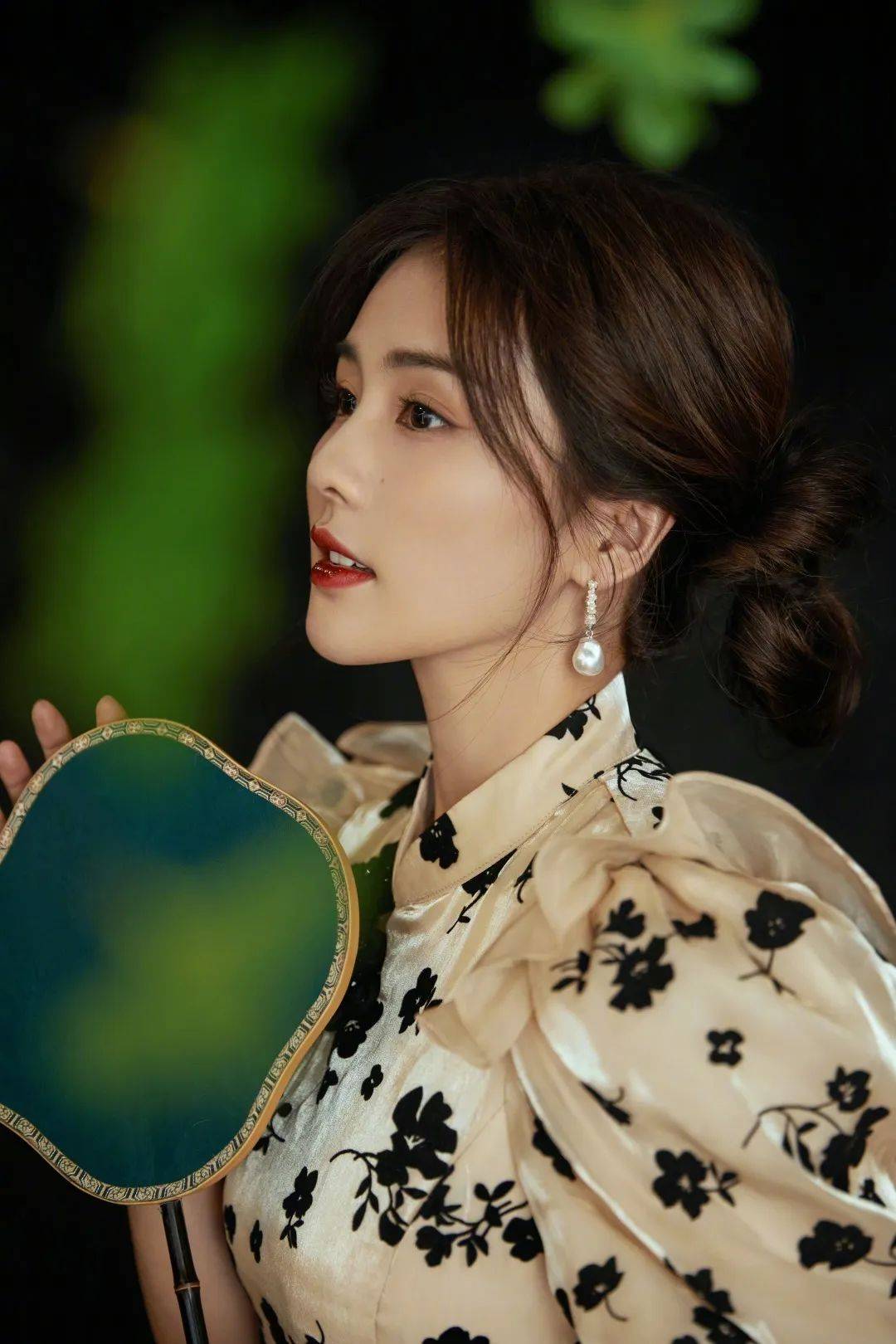 全智贤才是最懂s弯刘海的女人!_造型_卷发_显得