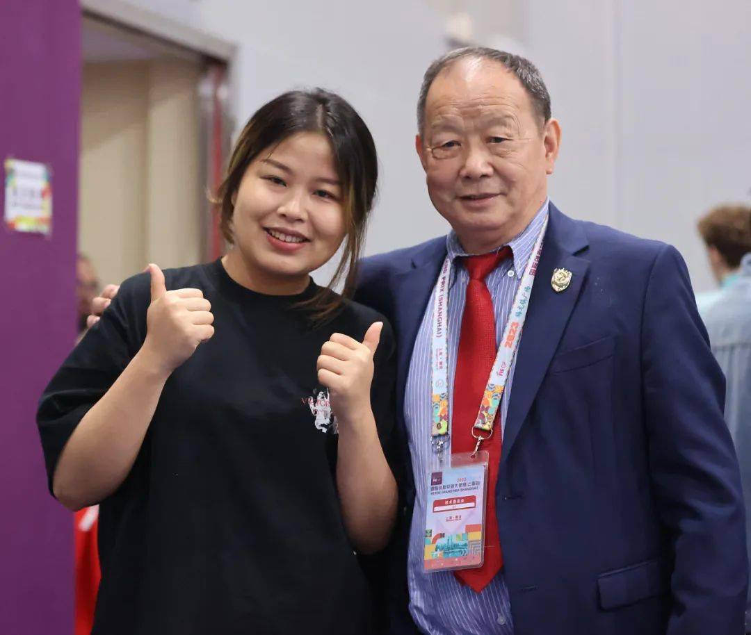 陈海威曾昭然莫梓维吴斌进入男子64强赛 · 2023上海花剑大奖赛激战