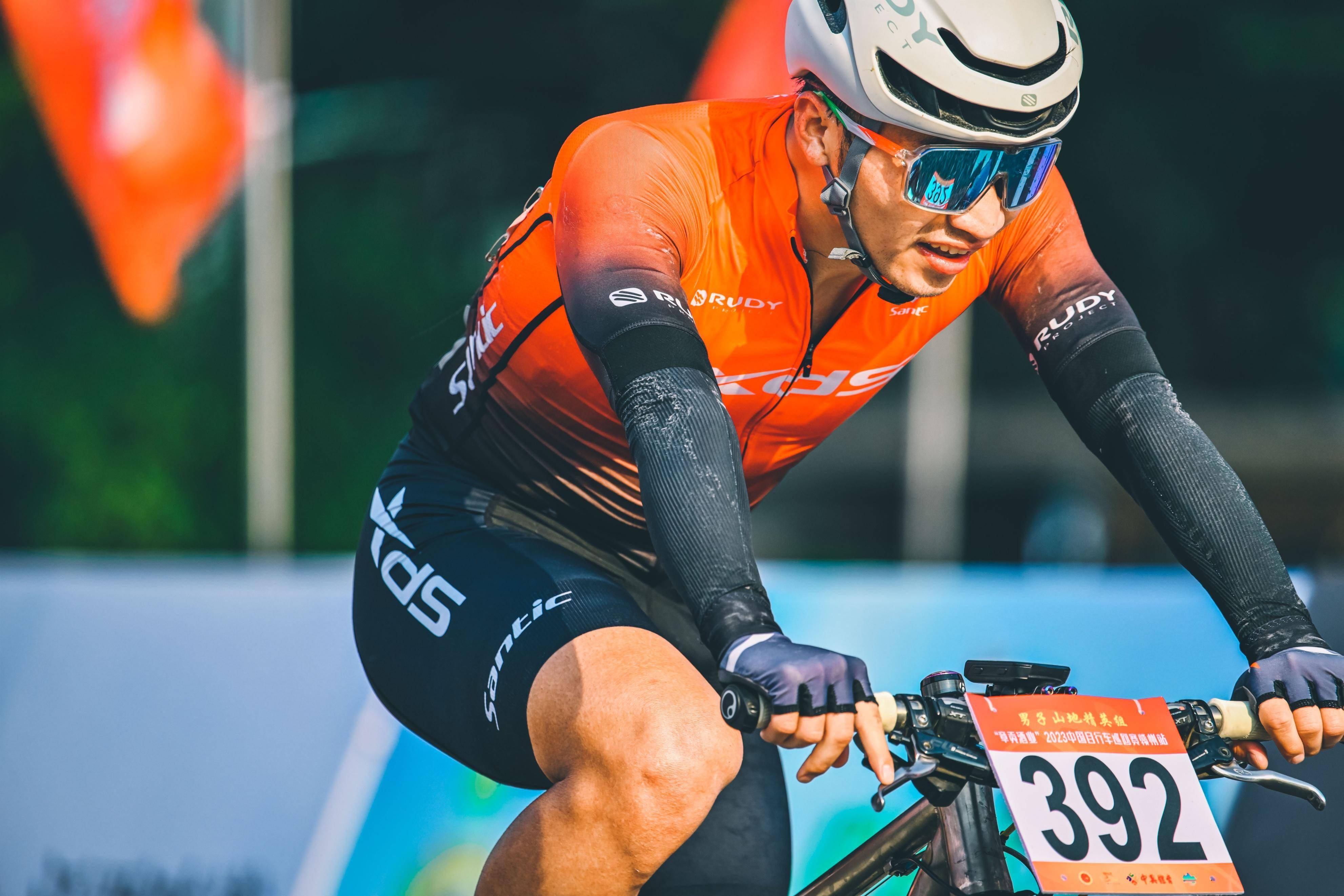 2023自行车巡回赛,rudy的伙伴黄京代表运动员宣誓!_公路_精英_男子