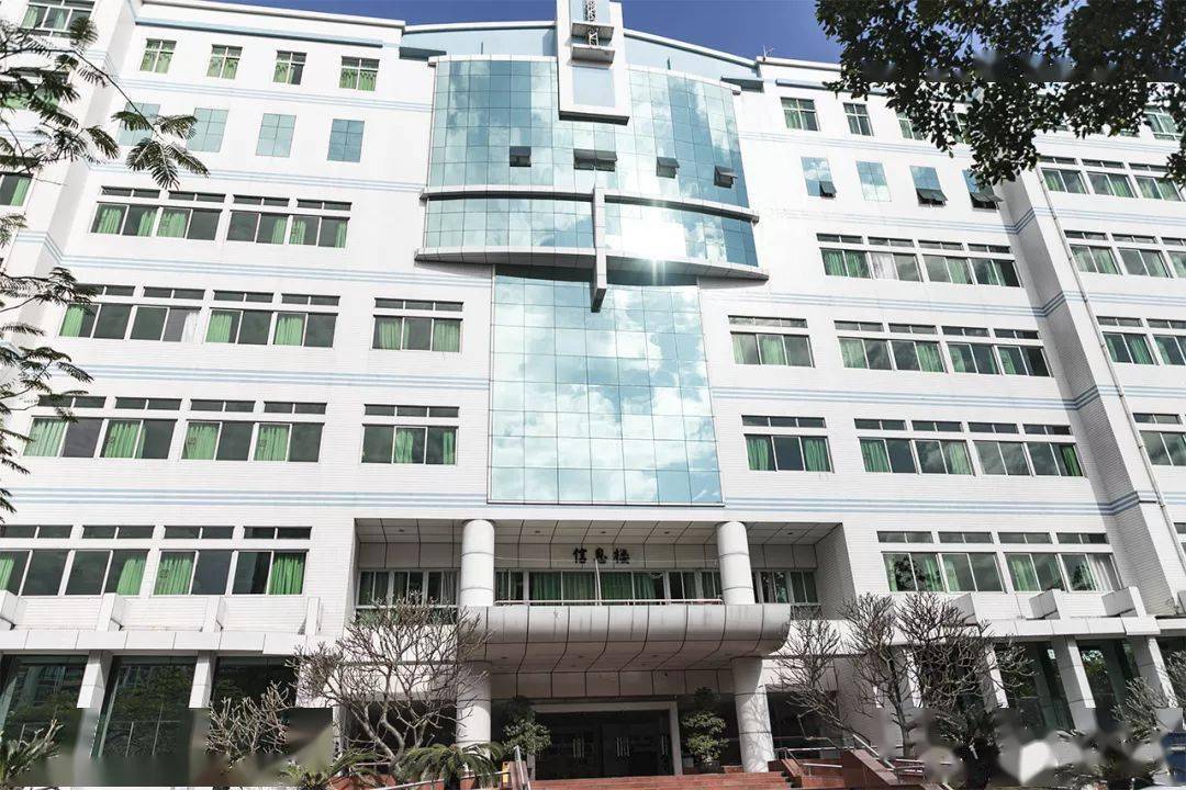 刚刚,深职院改名了!_东区_天台_教学楼