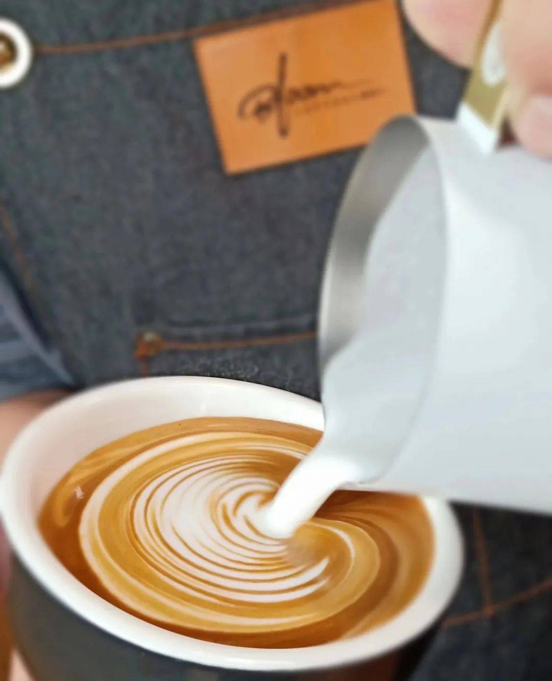 coffee)将为大家带来升级后的新视觉设计,咖啡依然是主打手冲产品,及