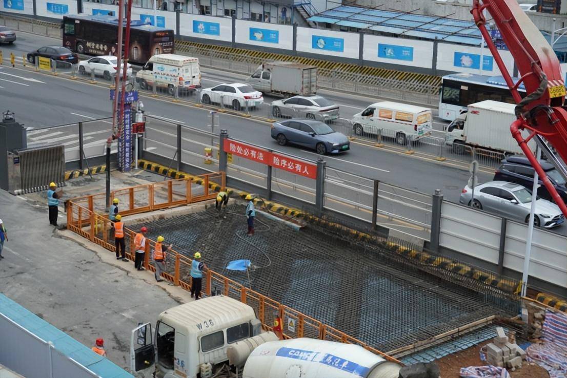 深大城际黄麻布站cd基坑