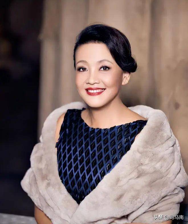 司马南:俏江南麻六记兰姐|中国民企巡礼之六_张兰_餐饮业_时候