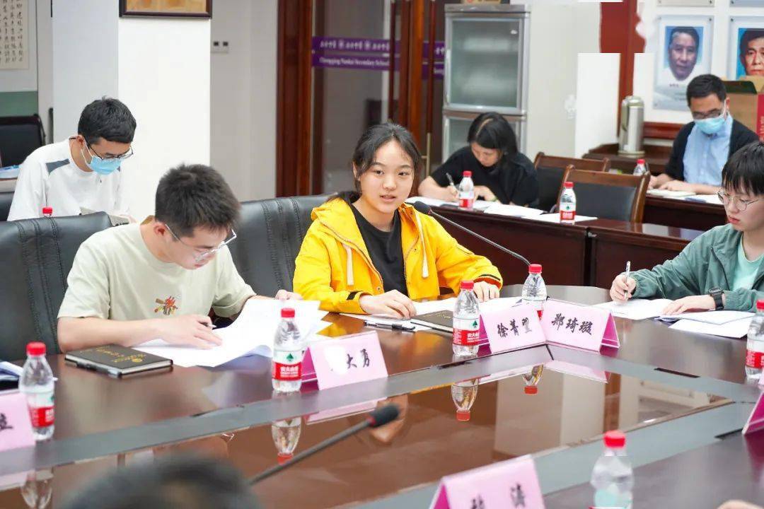 5名中学生的立法意见"直达"全国人大_教育_爱国主义_喻祥宸