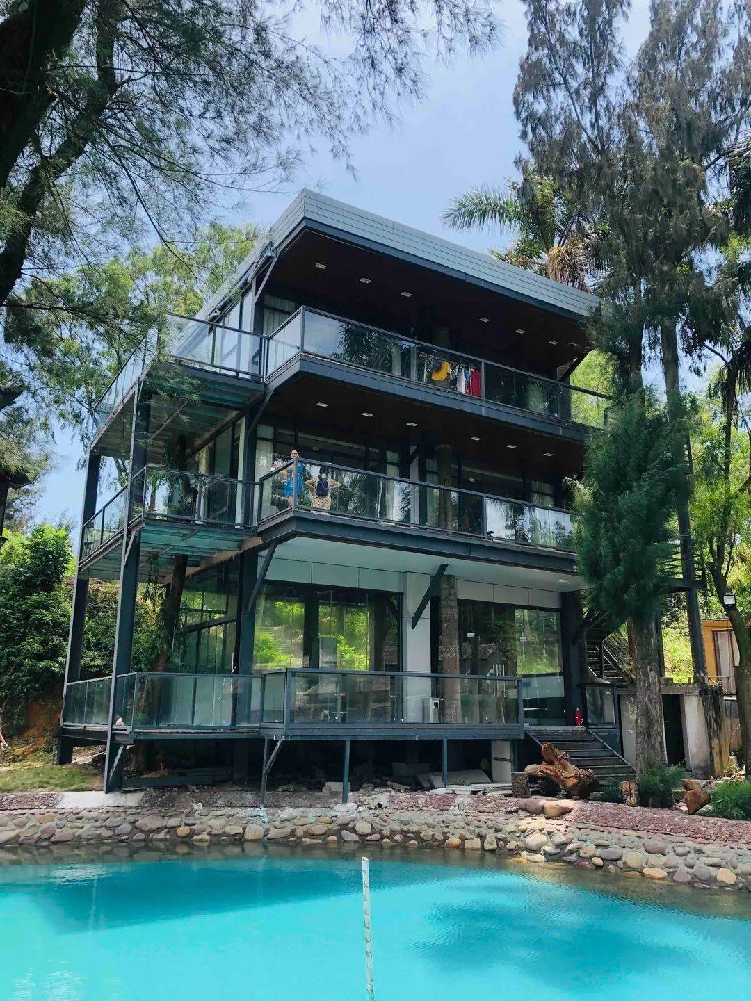 推荐住宿:三娘湾海豚酒店