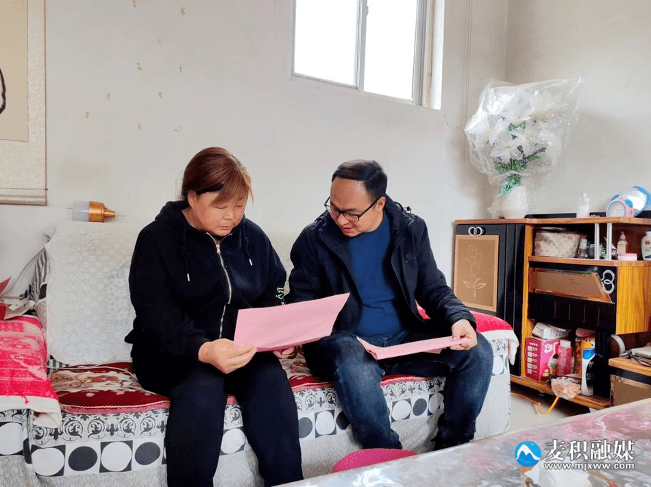 排查过程中,镇村干部,驻村帮扶工作队对全村所有脱贫户,脱贫不稳定户