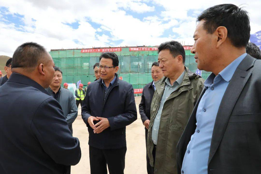 索南丹增在杂多县调研时强调 攻坚克难 真抓实干 全面推进乡村振兴