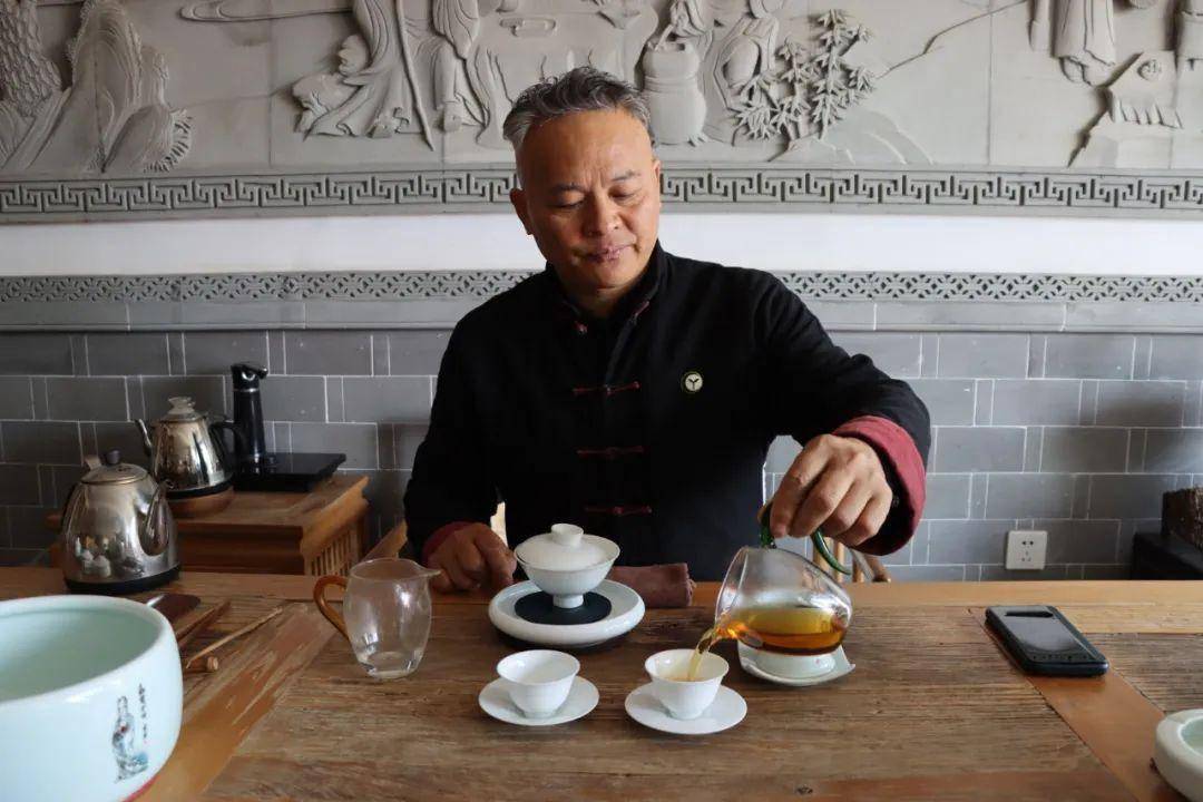 王永峰:精益求精只为做好红茶_浮梁_传承_茶叶