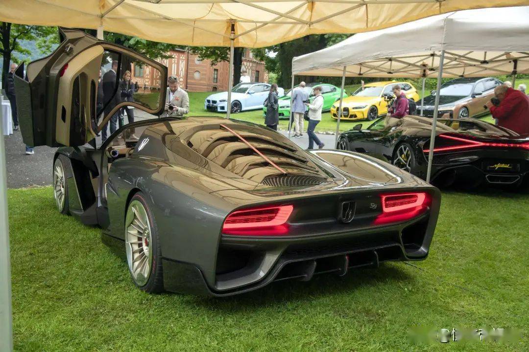 售价约合人民币1023万元,红旗s9实车亮相,1.