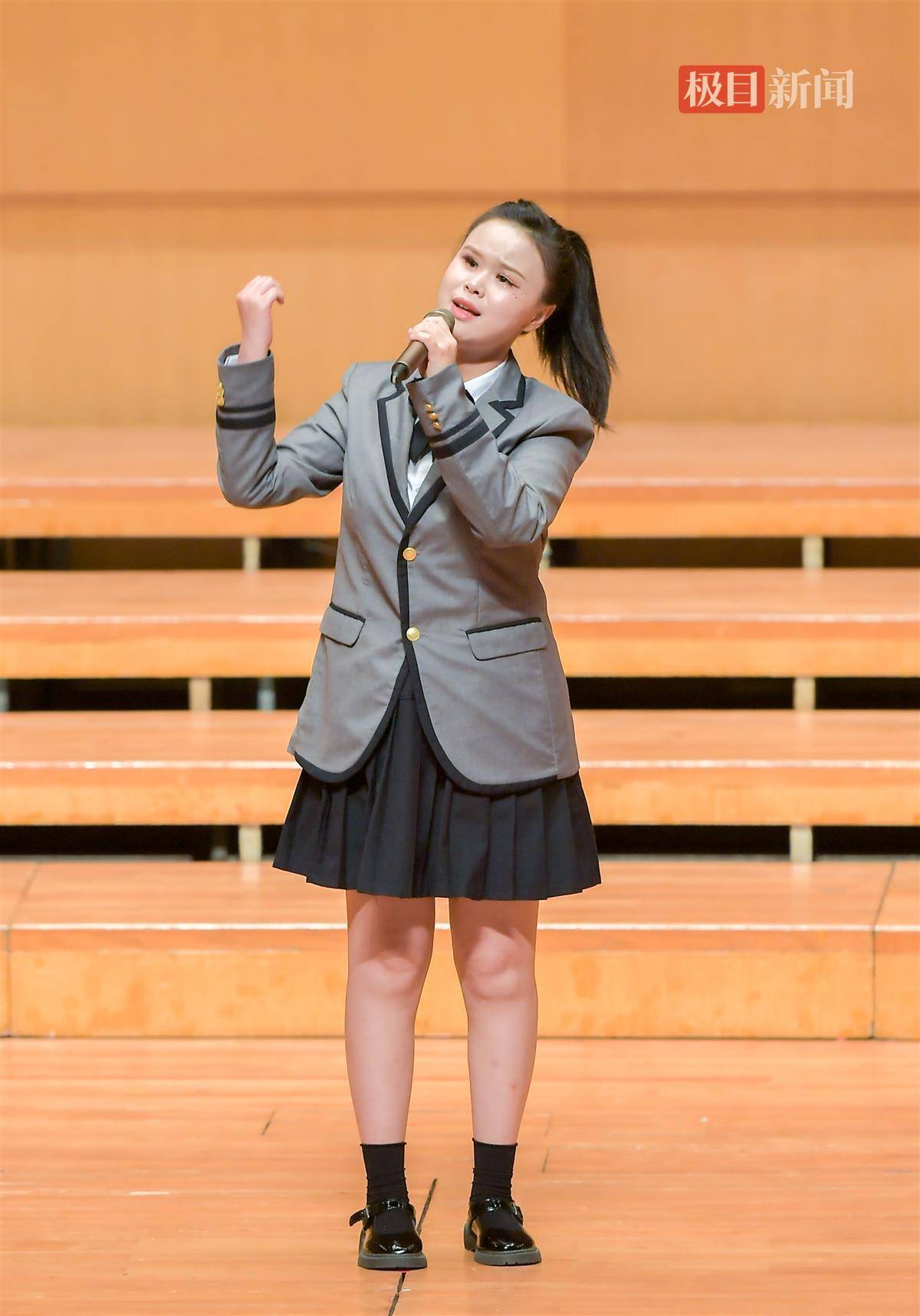 盲童刘雅倩带来的原创歌曲《暖》"每一个孩子都是主角.