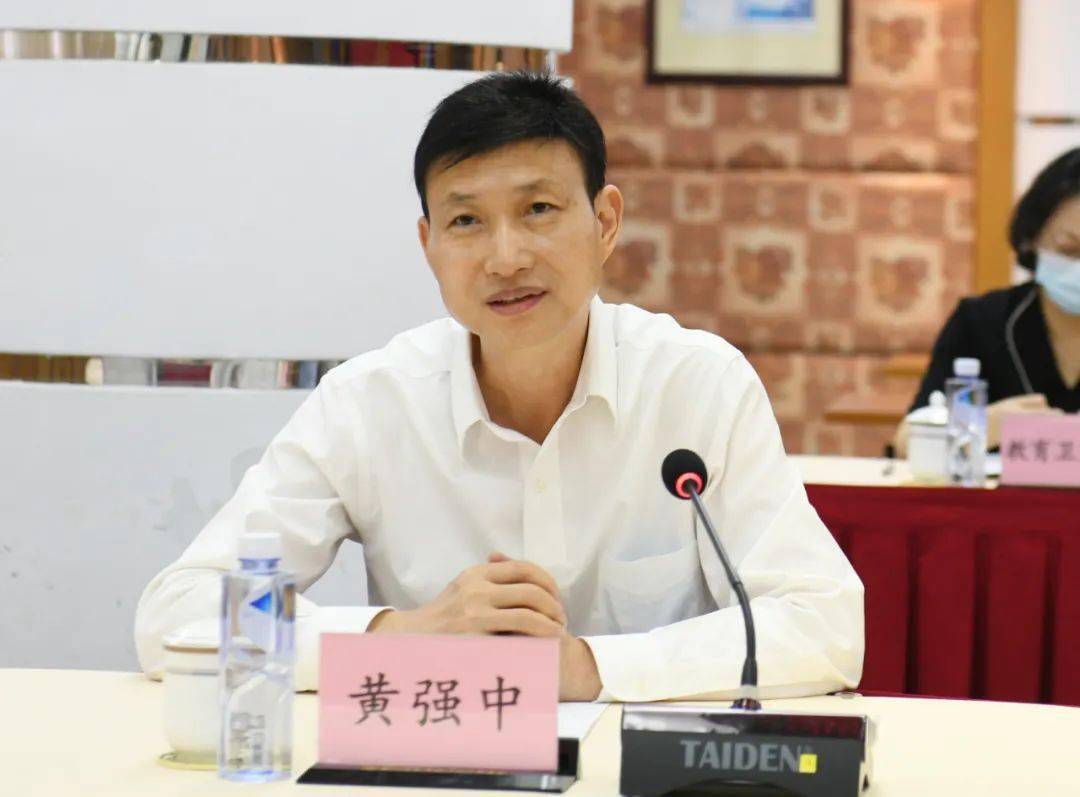 厦门大学附属第一医院副院长张福星,漳州开发区党委委员,管委会副主任