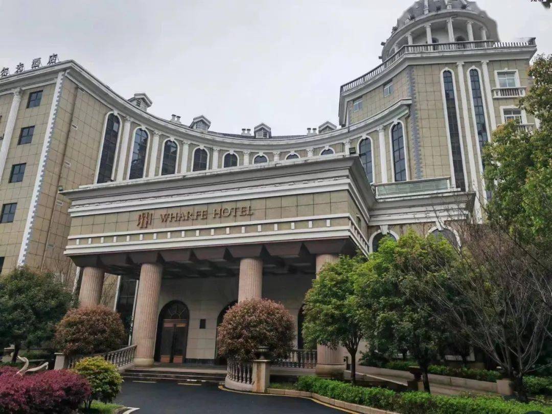 柳叶湖区常德华尔夫酒店有限公司该场所未经消防救援机构许可擅自投入