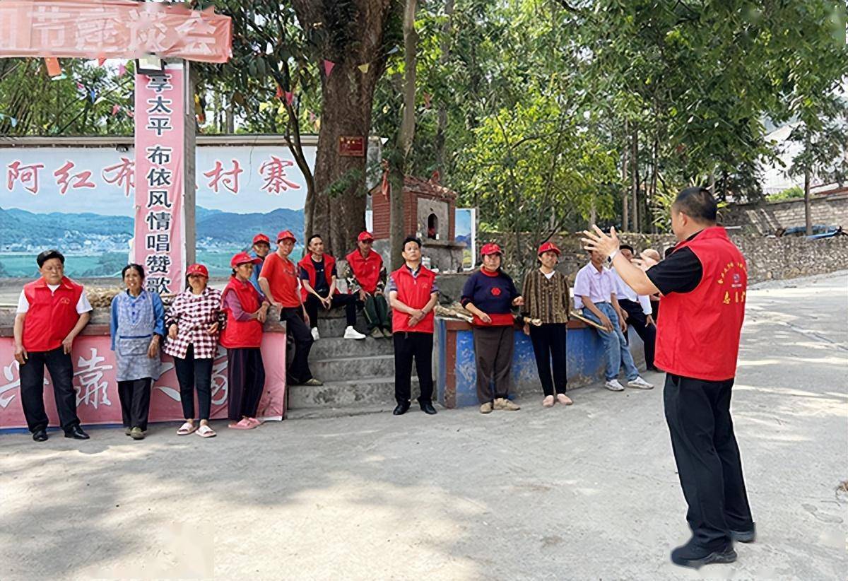 【人居环境整治 助力乡村振兴】阿红村:美丽宜居乡村出新彩_工作_村民