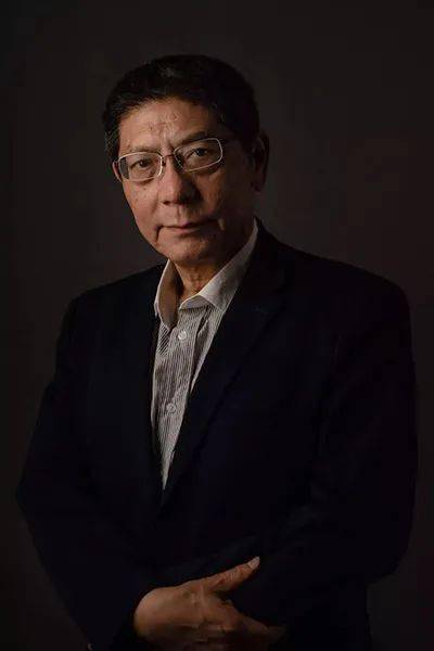 这个问题也曾困扰向京_雕塑_东西_作品