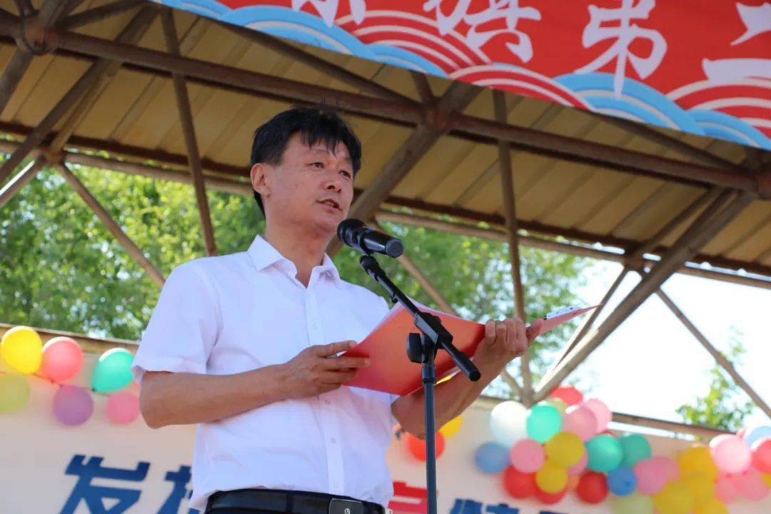 趣味扬活力 运动享青春——阿荣旗第二中学第一届趣味运动会隆重举行