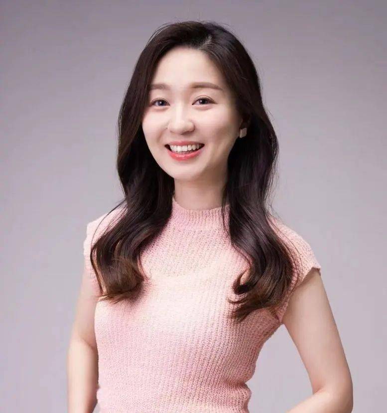 love radio dj小短将和大家一起全程嗨玩.