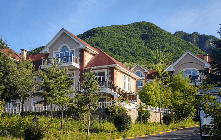 【丹东天桥沟475元】住湖景别墅 吃山野美味 喝长寿泉水 乘鸭绿江游船