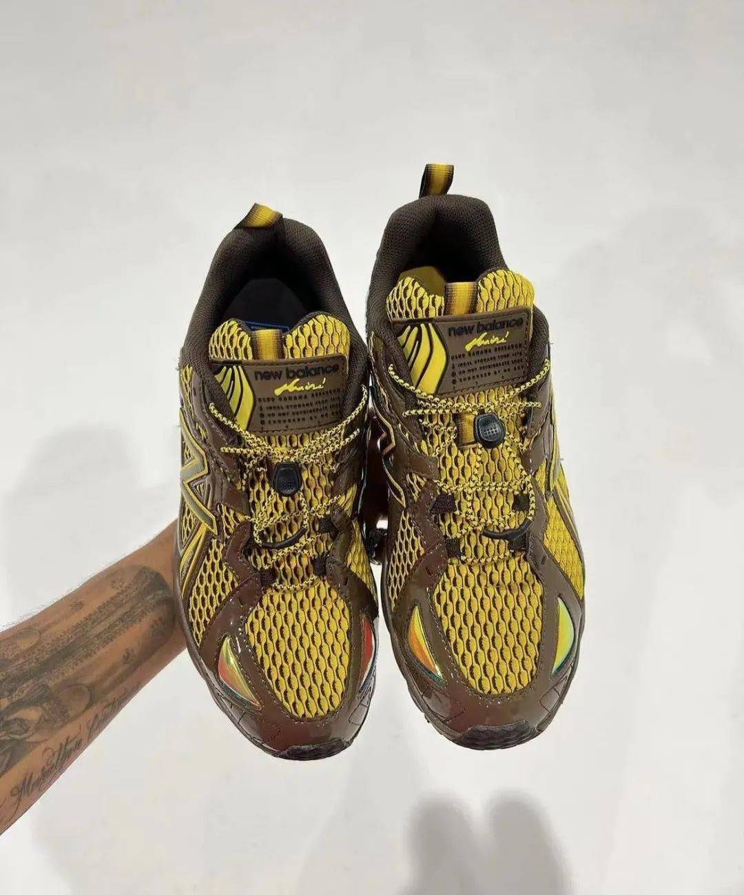 new balance竟然和"香蕉"联名了?_amine_球鞋_合作