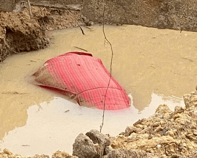 草蓆裹屍,幹拉省再爆中國人棄屍案,一名女子慘死後被棄屍.