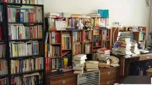 余秋雨:藏书忧_书房_朋友_借书