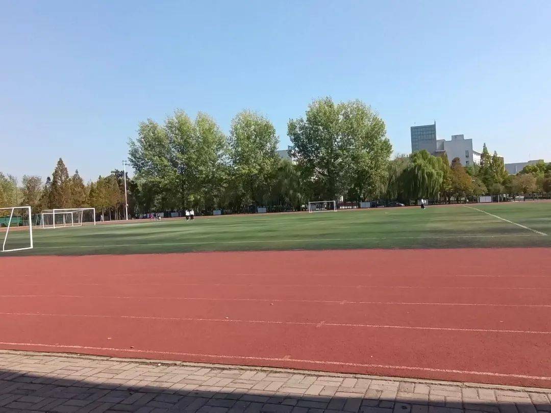 你能用emoji拼出周师校园吗?_答案_图片_知识