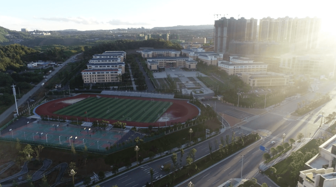 加大农村劳动力技能培训 打造"镇雄技师"劳务品牌_镇雄县_技术_大湾镇