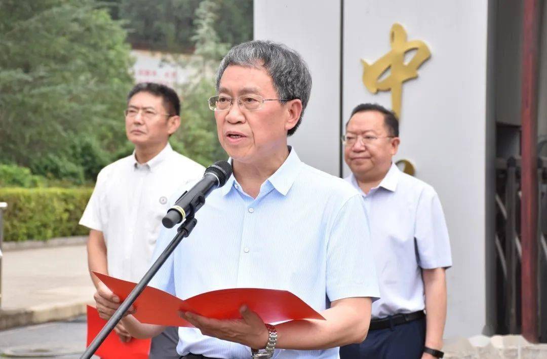 昆明市第一中学宜良学校揭牌成立_教育_办学_宜良县