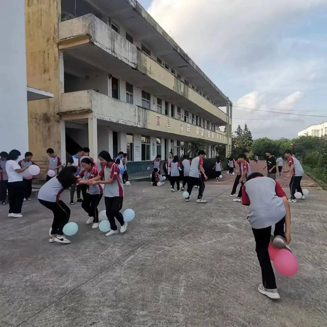 未护伴成长"开展留守儿童心理健康讲座走进游洋中学_活动_仙游县