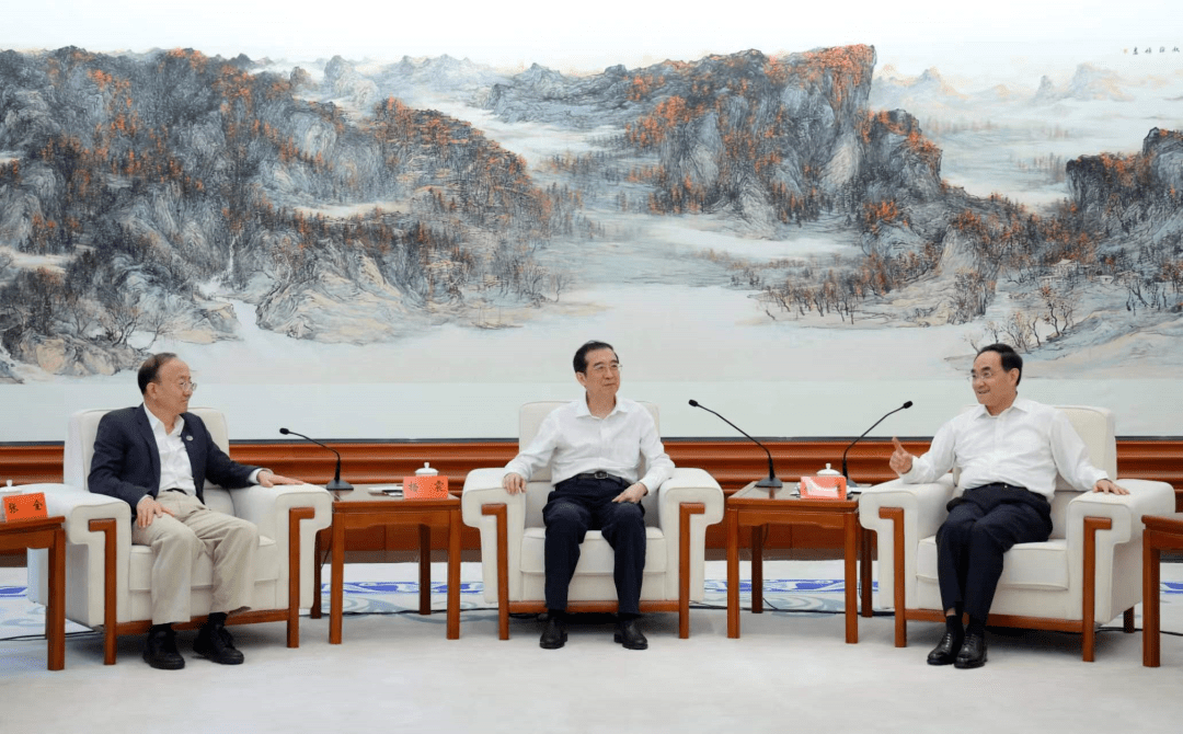 徐麟拜会全国政协副主席杨震_中共贵州省委_发展_农工党中央