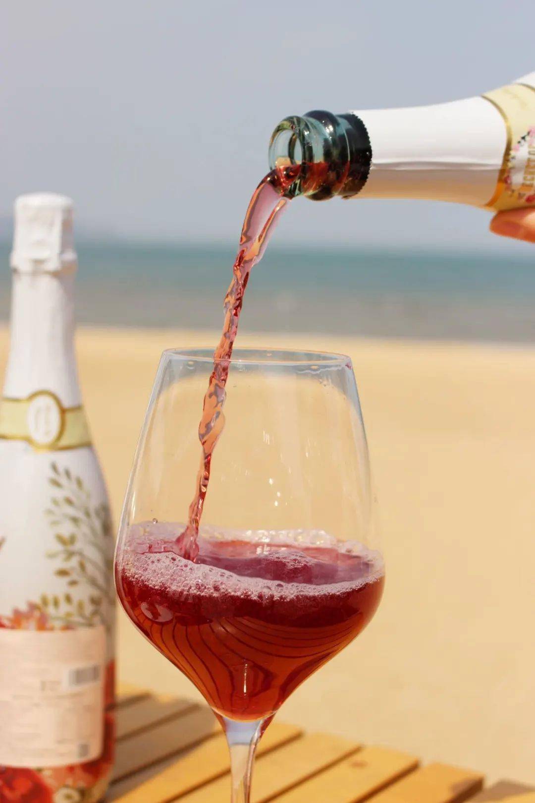 无酒精的起泡酒?来自西班牙百年酒庄,开车也能喝!_葡萄_风味_庄园