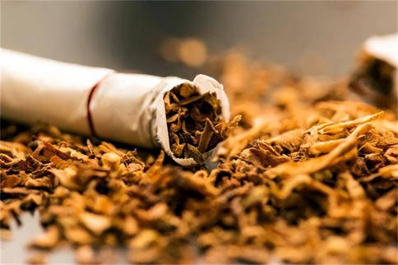 时光飞逝,见过这些香烟牌子的人,年龄大部分近甲子了_中华_中国_凤凰