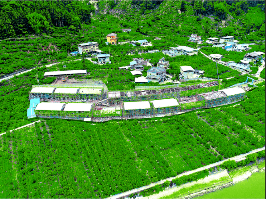 石棉县新民乡2处集中安置点 预计本月底完成封顶_马厂村_建设_施工