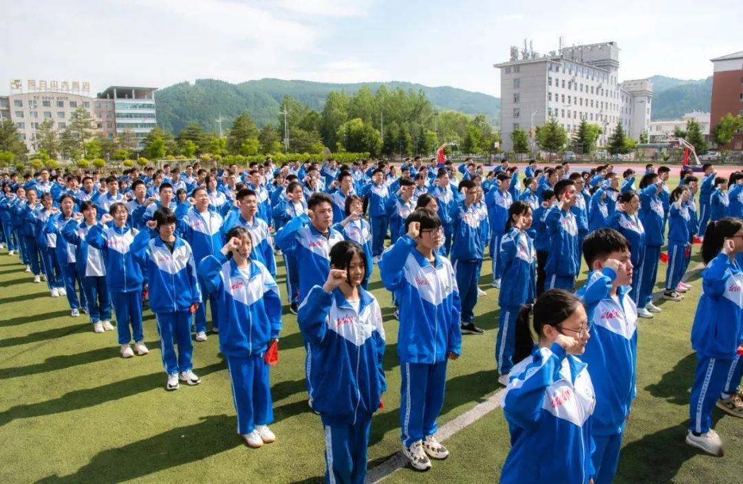 抚松县外国语学校举行2023届六年级 九年级毕业典礼_毕业生_祝福_母校