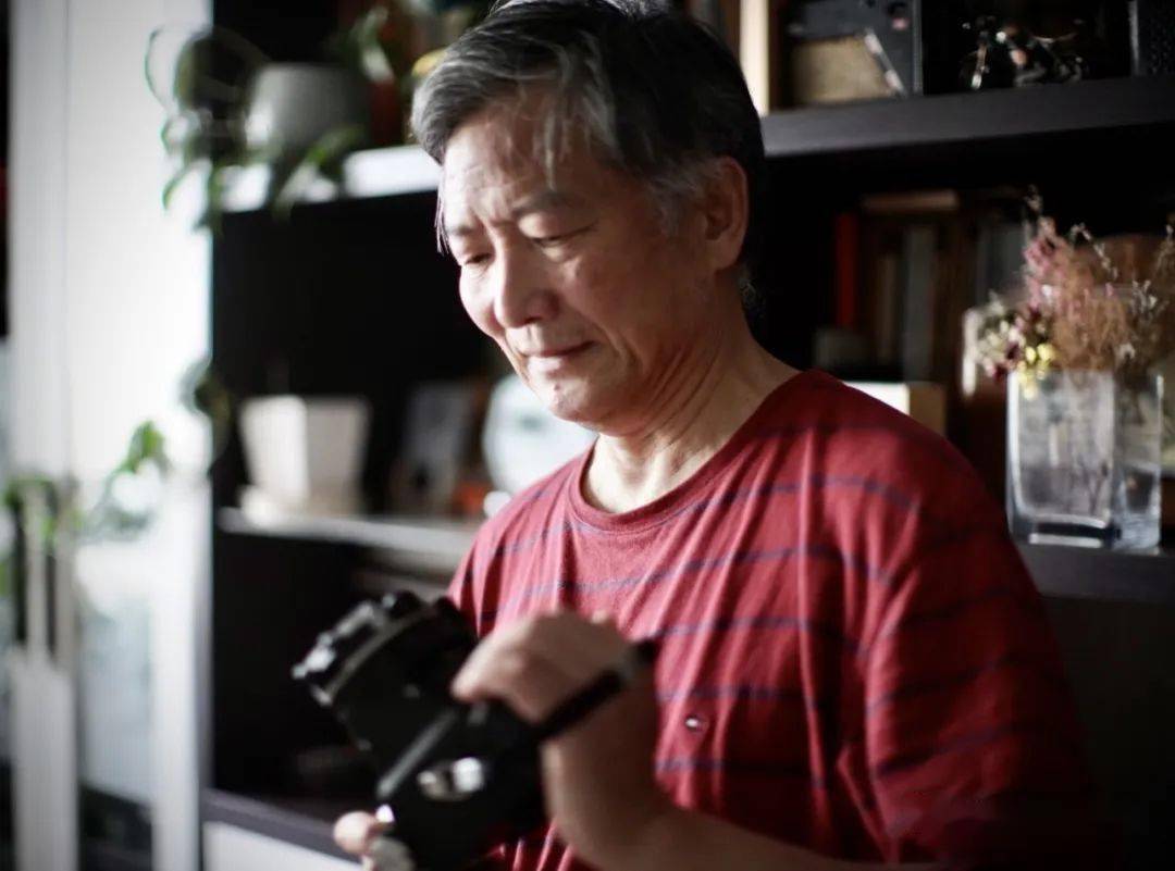 北京沈铭:三十年撰文不止的相机文化学者,他若称第二无人敢第一_文章