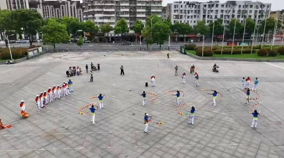 安庆市老年体协空竹俱乐部-合肥铁路健身龙舞队交流展示_集体_个人