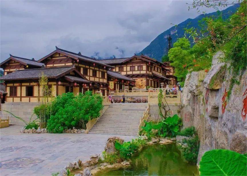 寨,香水河,天池山横冲,黄龙观,三界洞景区尧治河,五道峡,九路寨昭君村