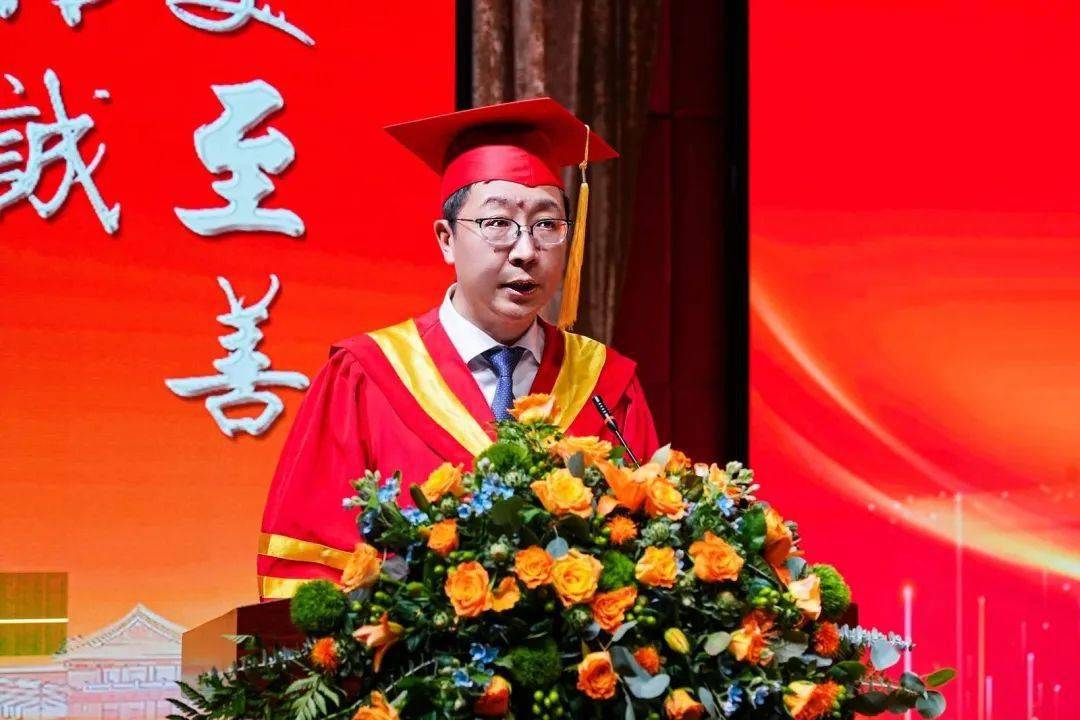 白求恩医科大学毕业图片