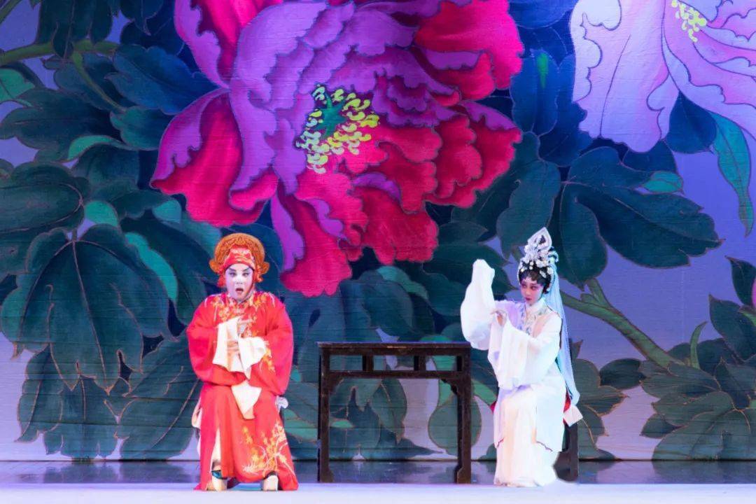 回看| 让观众过足戏瘾——"广东粤剧院二团折子戏专场演出"精彩上演