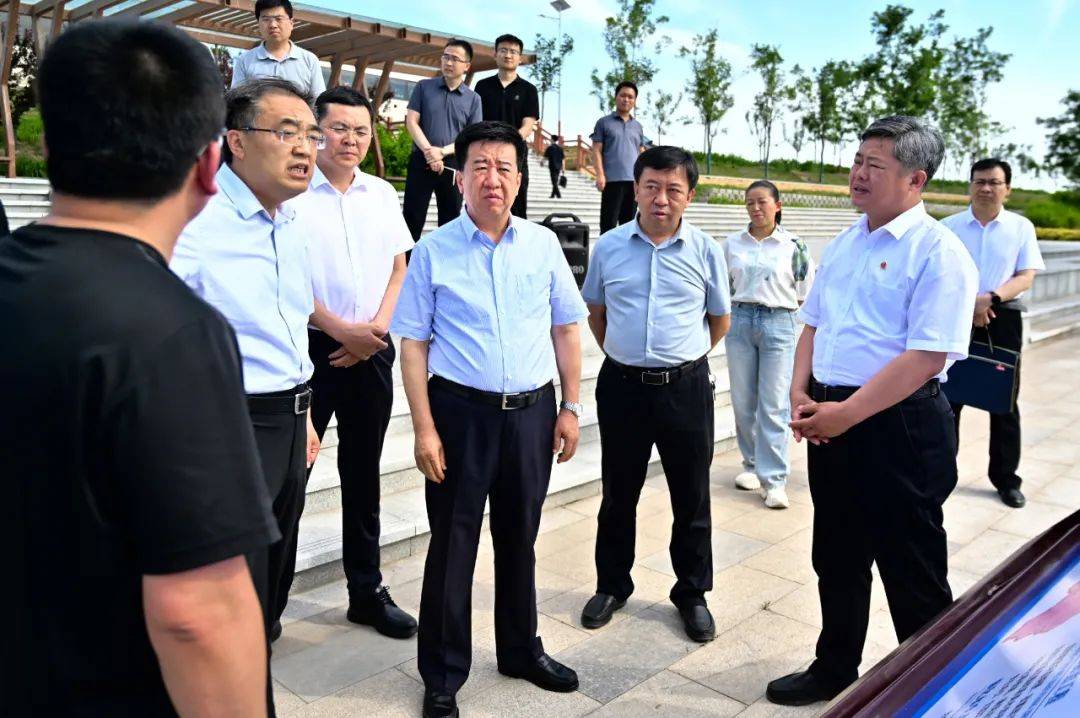 武宏文,副组长,省财政厅党组成员,副厅长蔡江泽,省水利厅厅长龚孟建