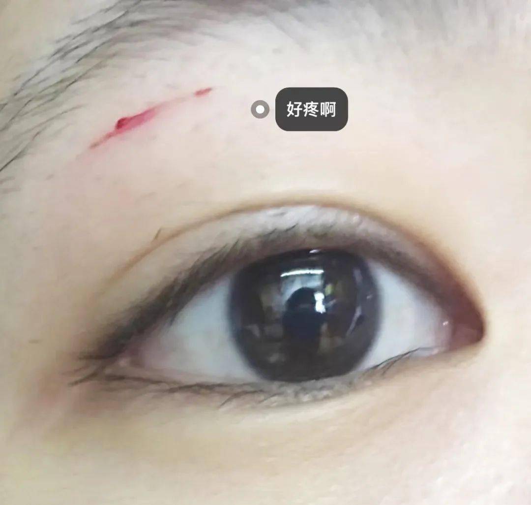 为什么你每次修眉都会把眉毛修成秃的?_刀片_时候_镊子