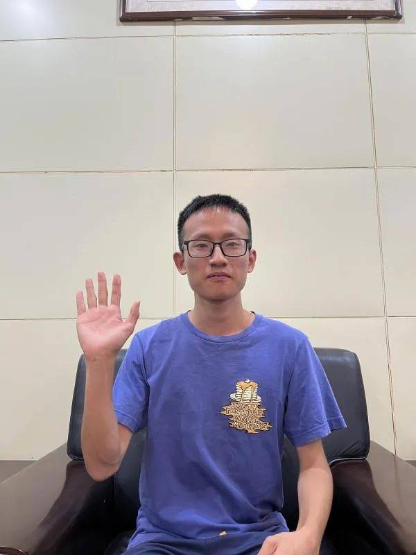 同学_闫一鸣_成绩