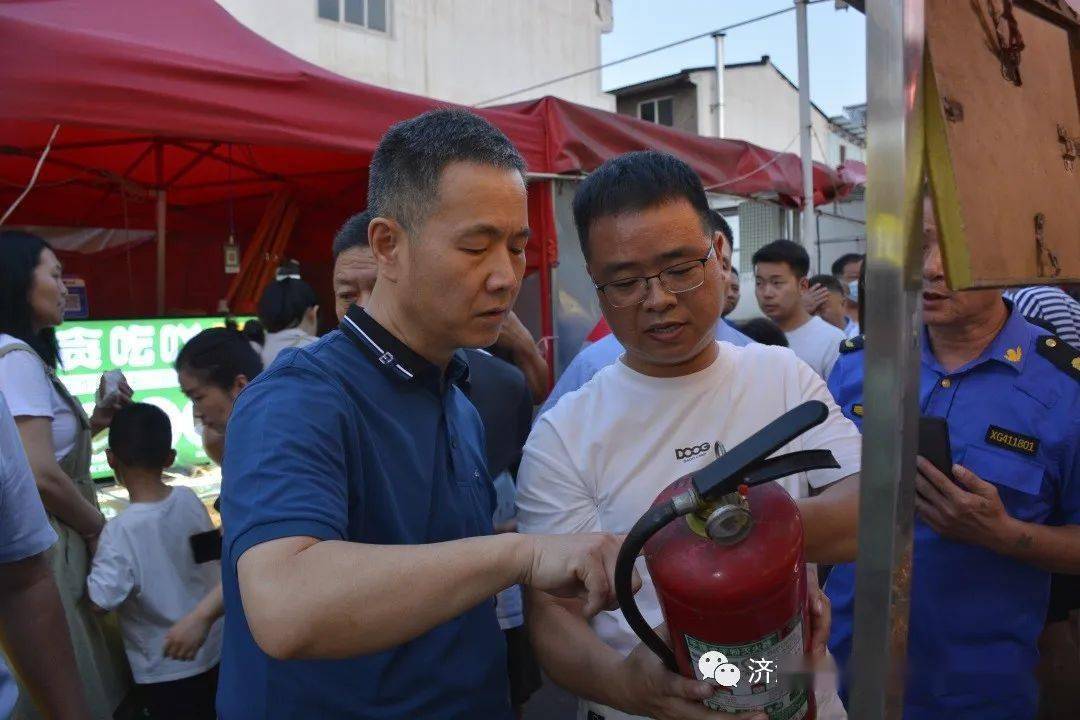 6月22日晚7时,济源市燃气专班组组长,示范区住建局党组书记,局长张