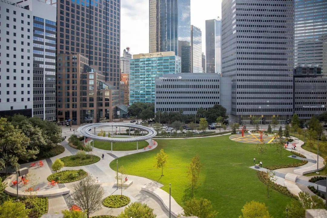 展现城市历史的公共空间广场-pacific plaza / swa_公园_the_展馆