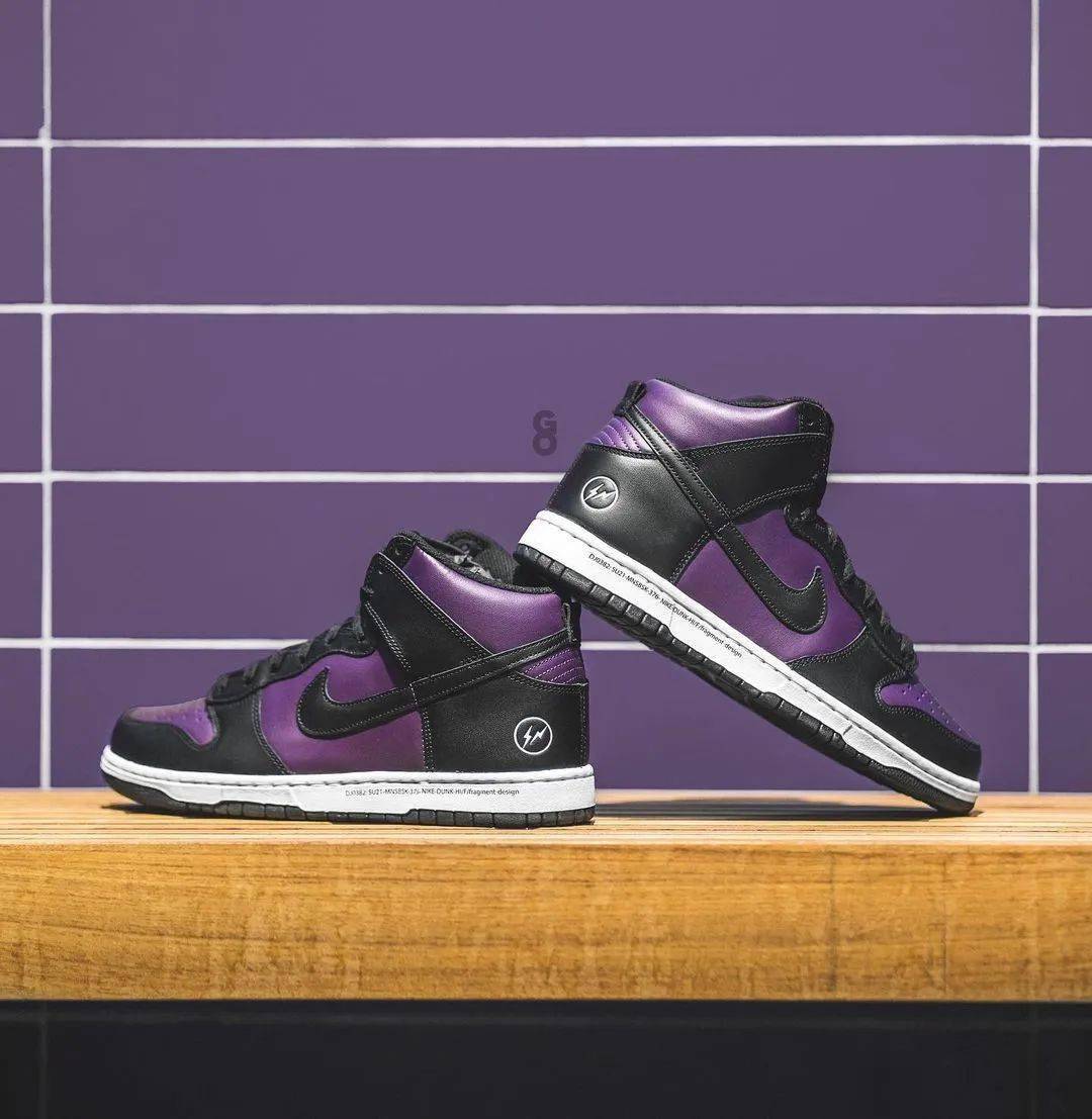 ▼ 北京限定(2021 年复刻版本)▼ 2021 年藤原浩提前晒鞋预热但没想到